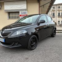 Lancia Ypsilon 1.0 FireFly 5 porte S&S Hybrid Gold