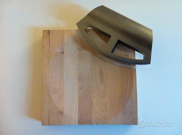 Mezzaluna con Tagliere