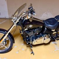 Harley Davidson Rocker C permuto con  Softail ecc