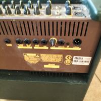 amplificatore per acustica 