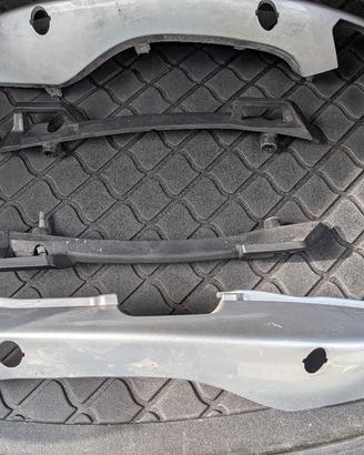 Guzzi Norge fianchetti, attacchi valigie Maniglion