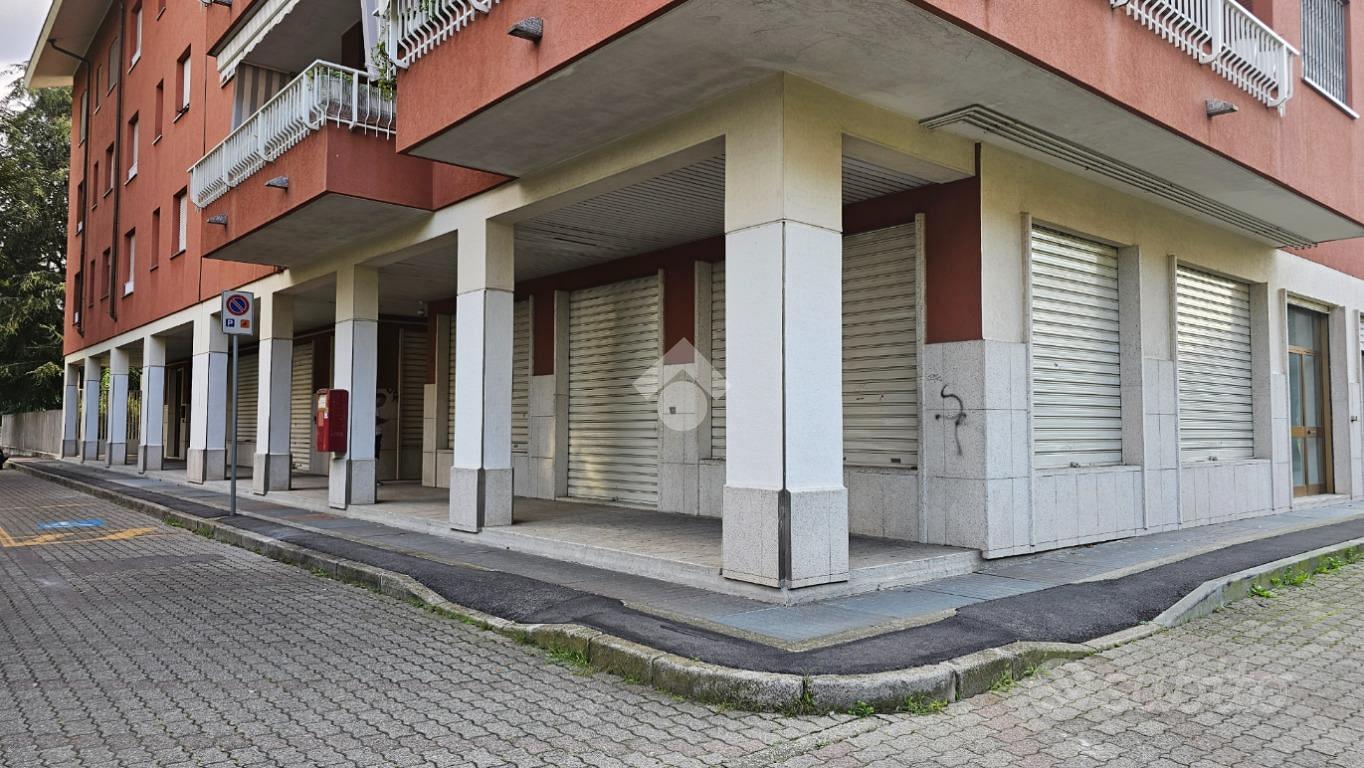 NEGOZIO A CORMANO - Altro