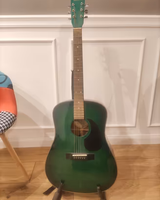 chitarra acustica elettrificata