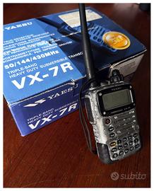 Yaesu VX7R