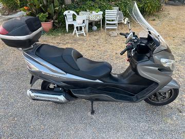 Suzuki burgman 400