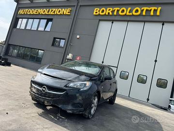 OPEL CORSA E per ricambi usati B14XER