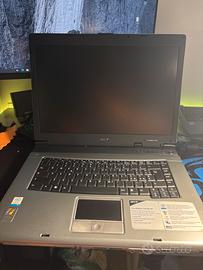 Pc portatile acer travelmate 2300