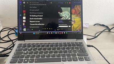 Pc portatile lenovo
