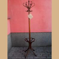 omino appendiabito in faggio