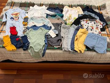 Lotto abbigliamento neonati