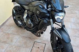 Yamaha MT 07 - 2016