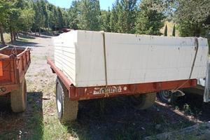 Carrello rimorchio agricolo