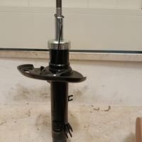 Ammortizzatore anteriore LATO DESTRO Peugeot 208