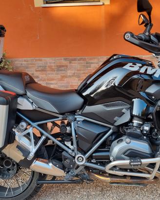 BMW R 1200 GS  Black Triple  2016
