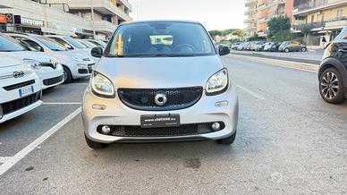 Smart ForFour 90 0.9 Turbo twinamic Prime LED NAVI