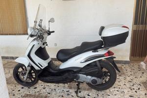 piaggio beverly cruiser 250 bianco