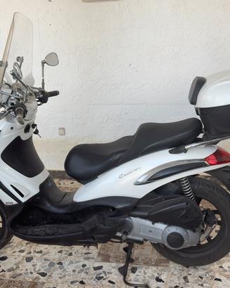 piaggio beverly cruiser 250 bianco