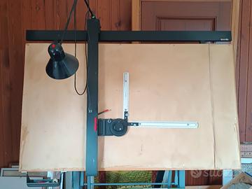 Tavolo da disegno tecnico