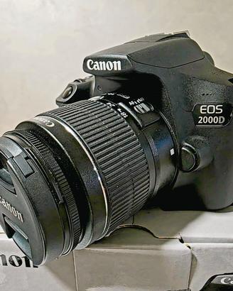 reflex Canon Eos 200D + obiettivi + accessori 