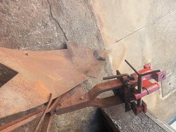 aratro per piccoli trattori 