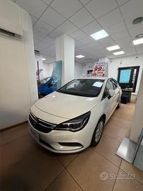 Opel Astra Sports