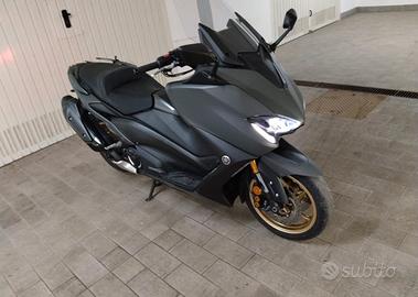 Yamaha tmax 560