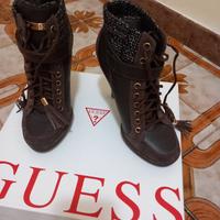 Stivaletti Guess