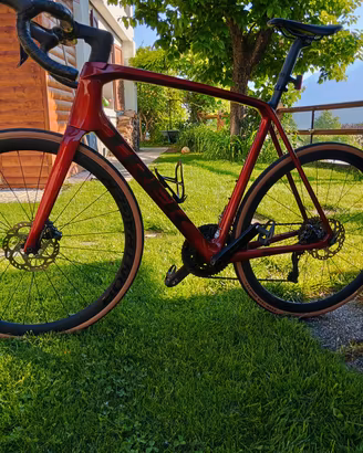 TREK EMONDA 2025