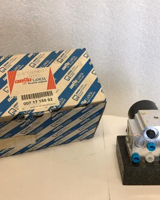 71715592 POMPA ABS