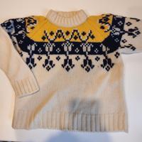 Maglione tipo norvegese sfondo bianco disegni bl b