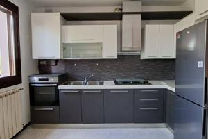 Appartamento di 82 m² con 3 locali e box auto a Po