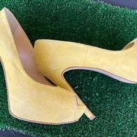 Scarpe camoscio gialle tacco e platò