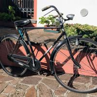 Bicicletta uomo nera