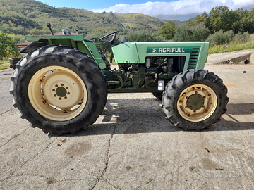 Trattore agricolo fiat Agrifull