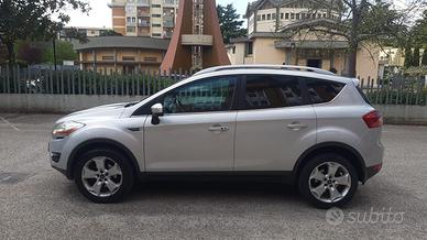 FORD KUGA 4x4