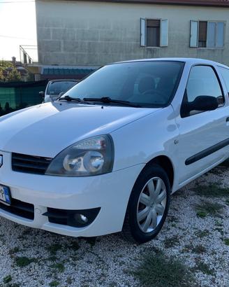 Renault Clio Storia 1.2 3 porte Dynamique