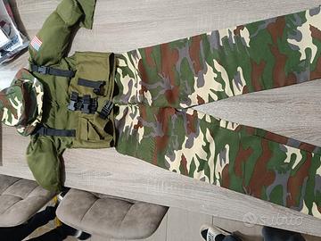vestito carnevale militare età 7/8 anni 