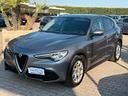 alfa-stelvio-2-2-160-cv-at8-rwd-super-palette