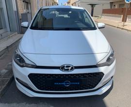 Hyundai i20 1.2 84 CV 5 porte Econext Comfort