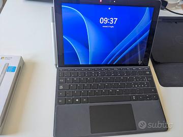 Microsoft Surface Go + Accessori!!LEGGERE BENE