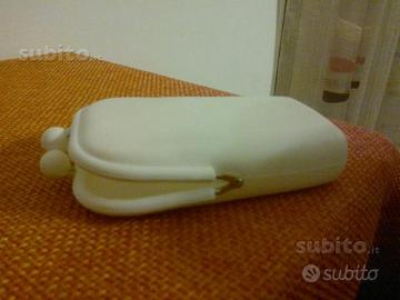 Custodia in silicone
