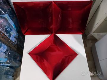 Piatti rossi Brandani in plastica rigida