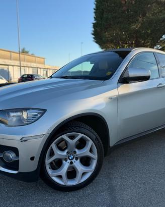 Bmw X6 xDrive40d Attiva