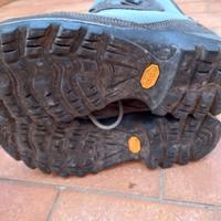 Scarpe trekking impermeabili