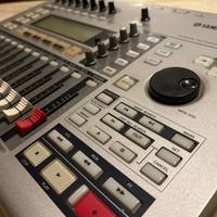 YAMAHA AW16G PROFESSIONAL AUDIO WORKSTATION