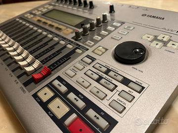 YAMAHA AW16G PROFESSIONAL AUDIO WORKSTATION