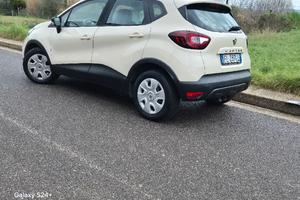 Renault captur 1.5 90cv anno 2017