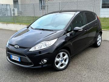 Ford Fiesta 1.4 EURO 5 Titanium Neopatentati