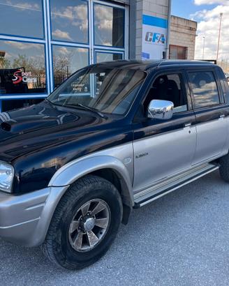 Mitsubishi L200 2.5 TDI 4WD Double Cab Pick-up GLS