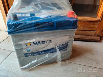 Batteria auto 45ah nuova ok per Toyota 